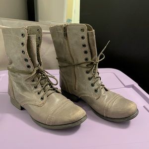 Grey Steve Madden combat boots, size 7